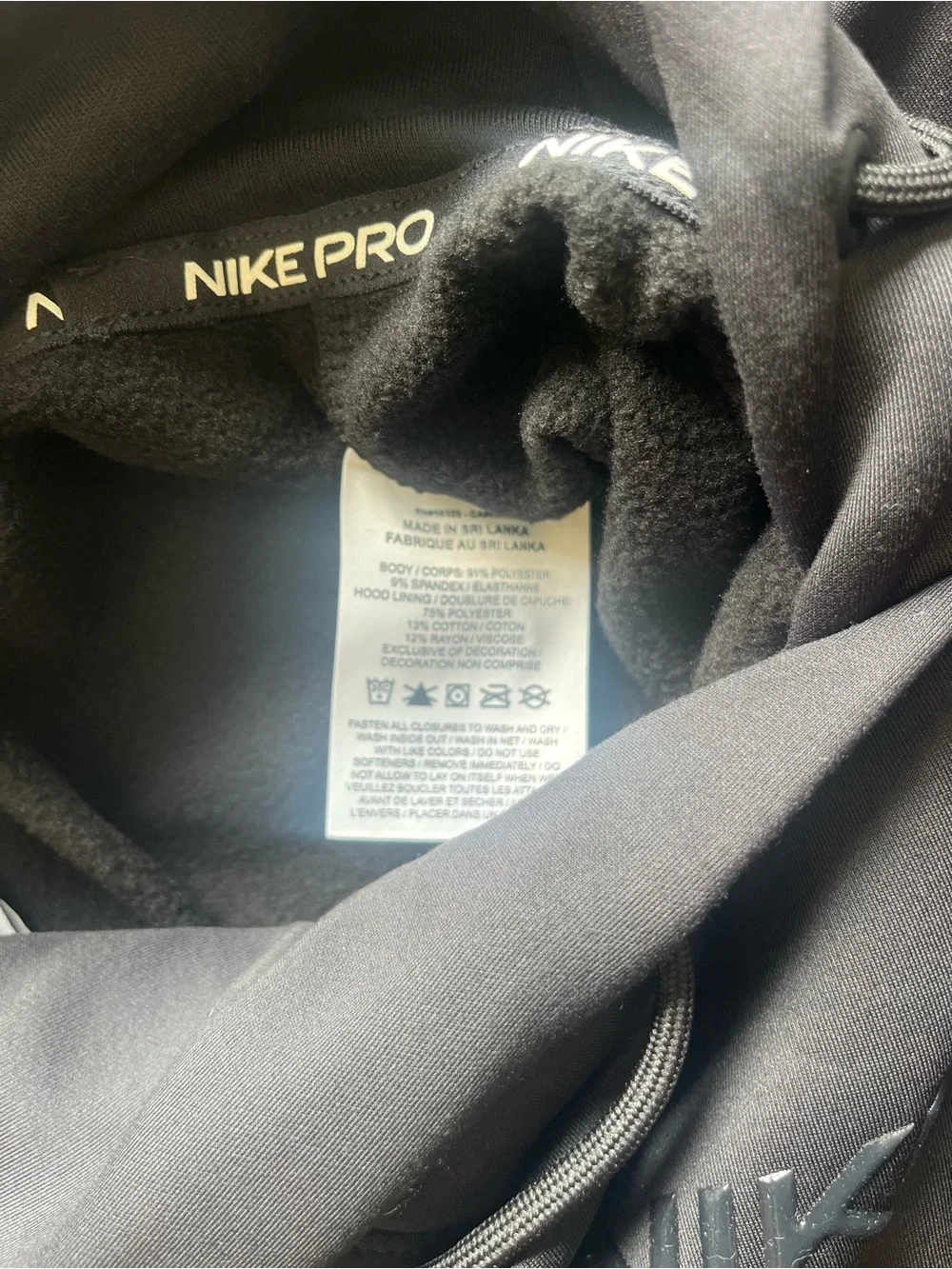 NWT Nike Pro Women's Therma-FIT Oversized Cropped Fleece Hoodie Small Black